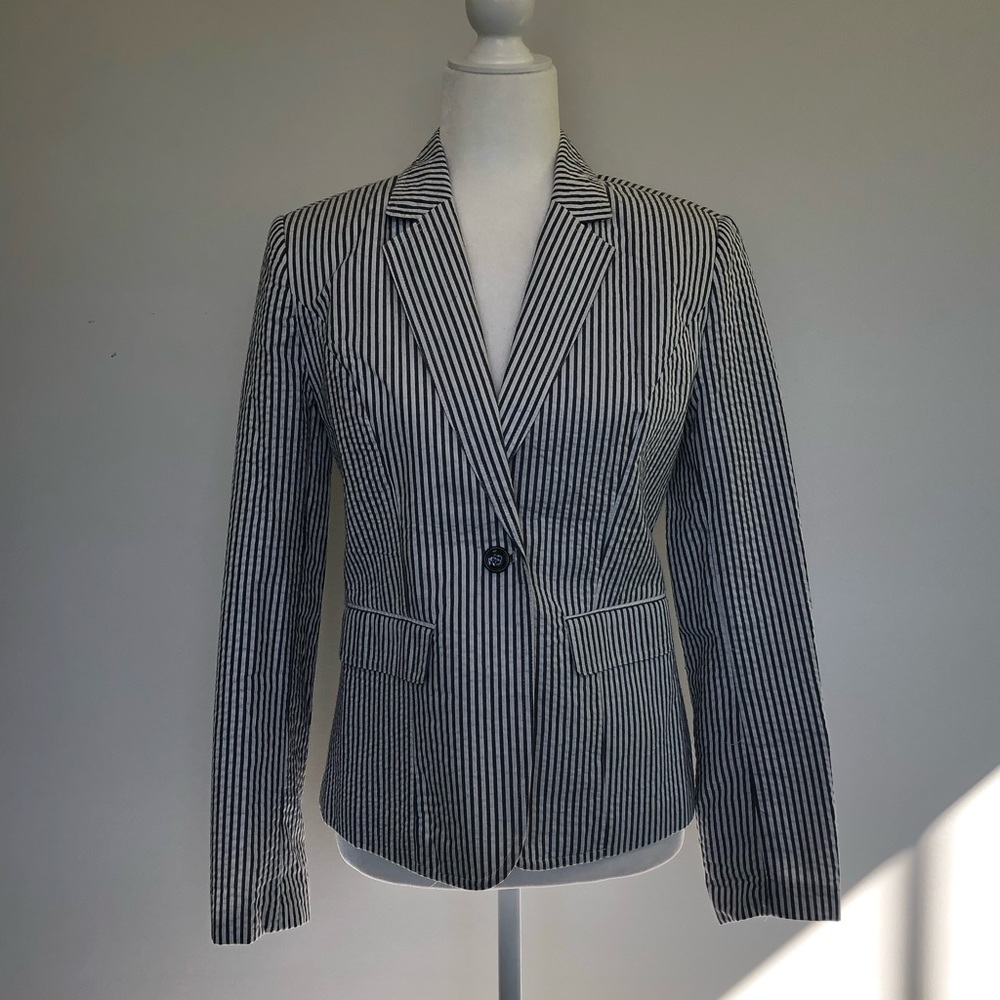 Seersucker Blazer Sz 4